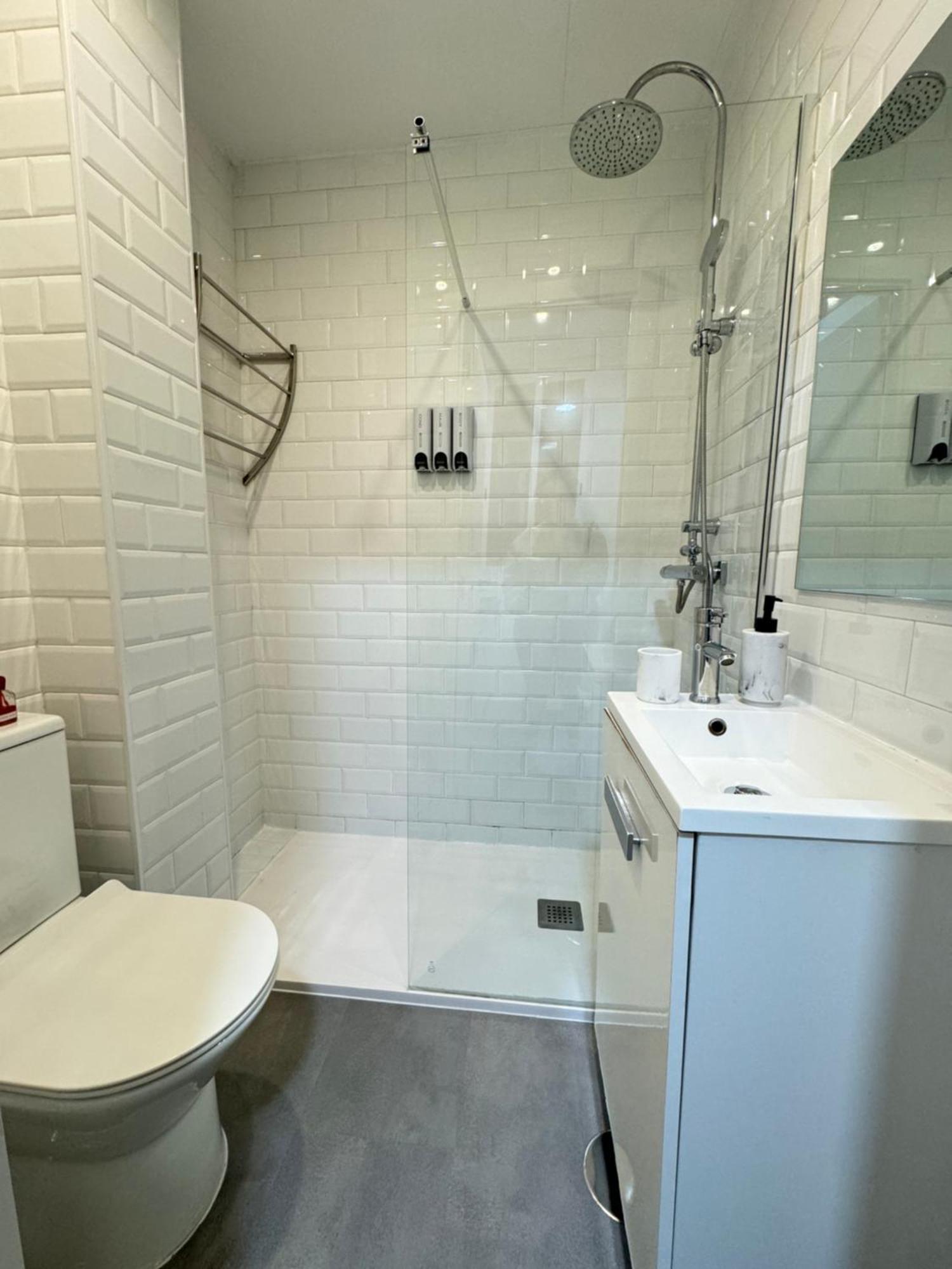 Dianthus House Apartment มาดริด ภายนอก รูปภาพ